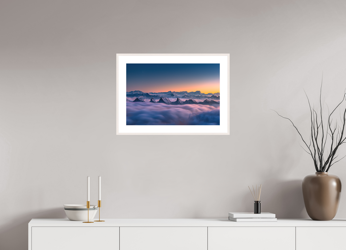 60 x 40 cm, Rahmen-Weiß Peaks Above the Sea of Fog