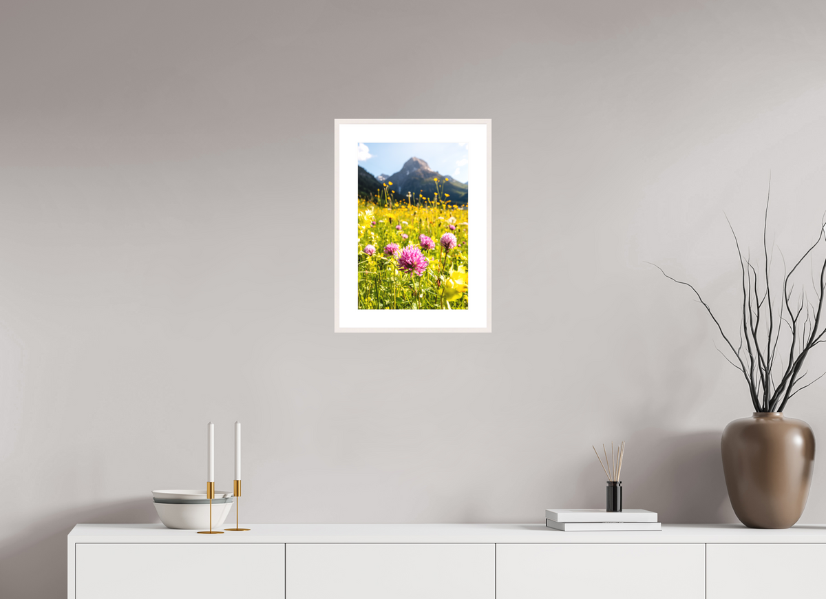 30 x 45 cm, Rahmen-Weiß Wildflower Meadow Below the Peak