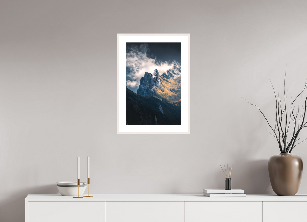 40 x 60 cm, Rahmen-Weiß Dramatic Spire, Hoher Kasten