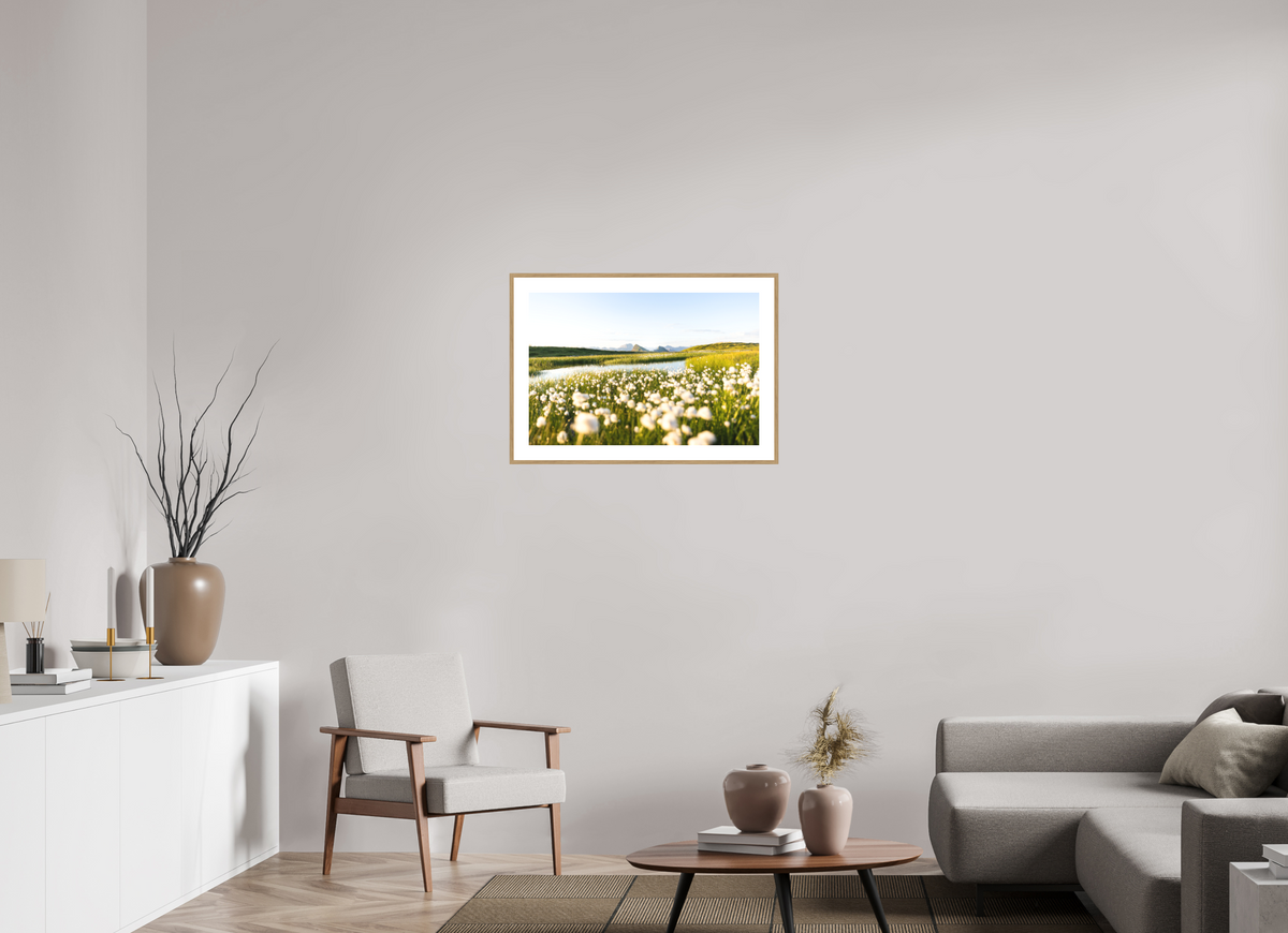 75 x 50 cm, Rahmen-Holzoptik Alpine Cotton Grass by the Pond