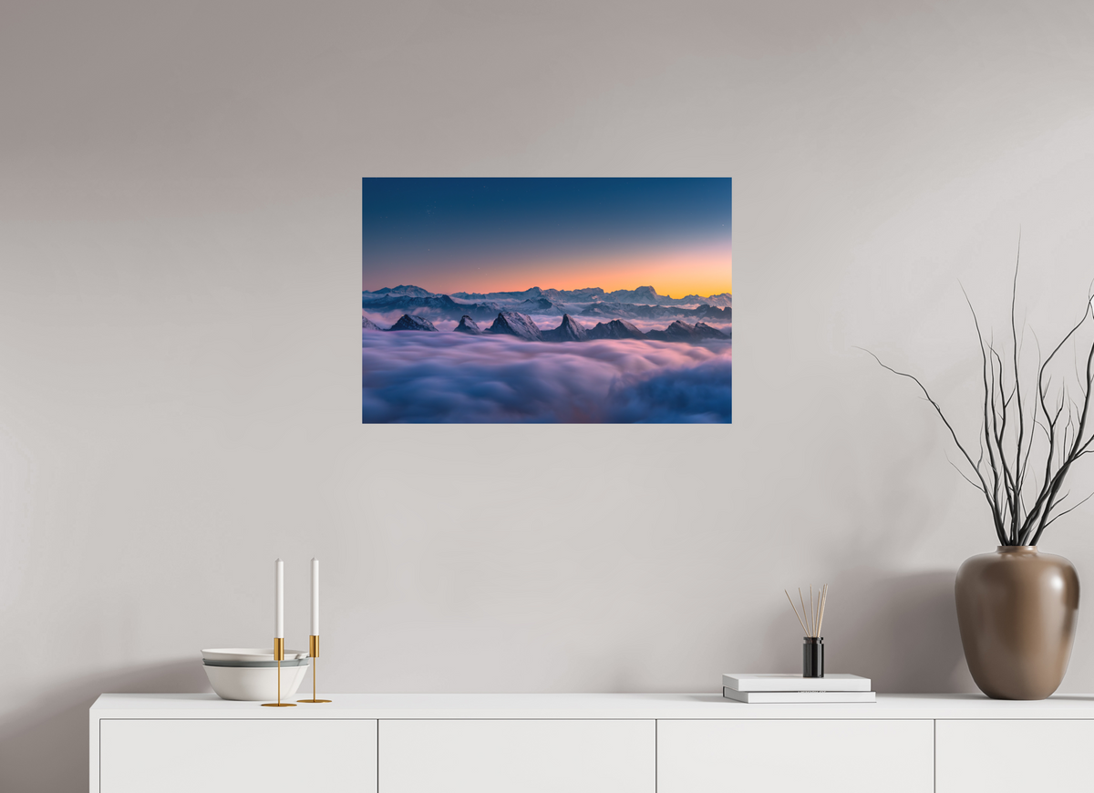 75 x 50 cm, Papierprint ohne Rahmen Peaks Above the Sea of Fog