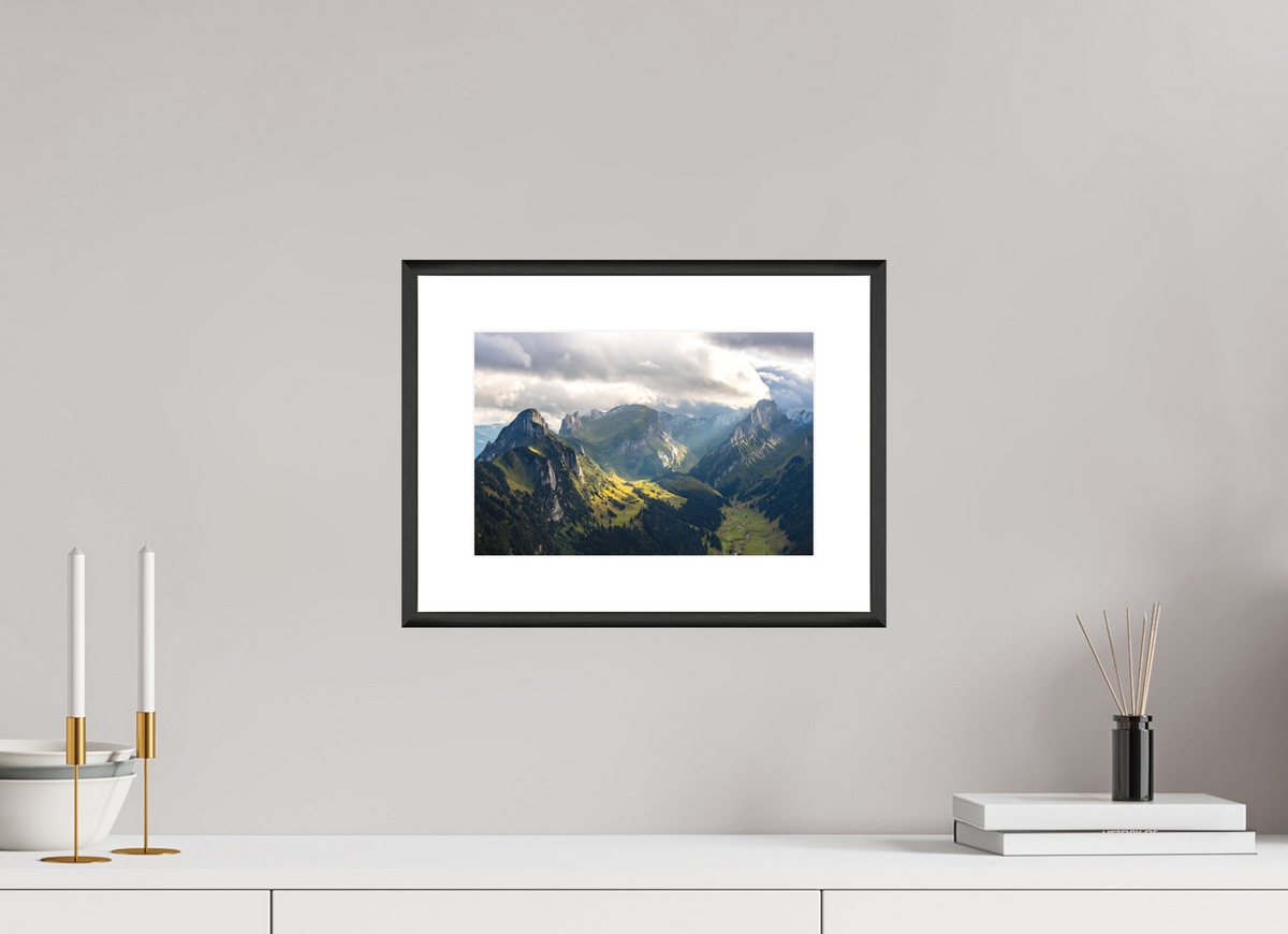 30 x 20 cm, Rahmen-Schwarz Valley in the Alpstein