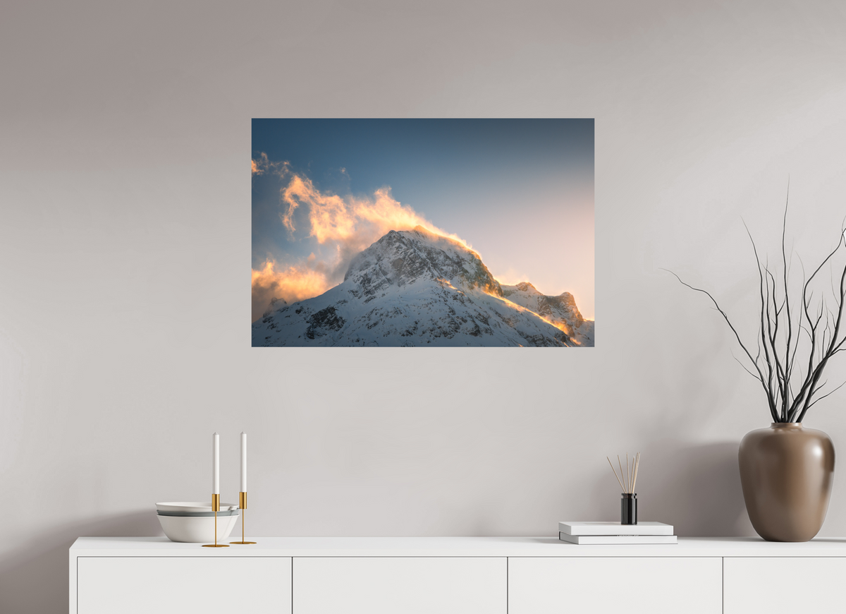90 x 60 cm, Papierprint ohne Rahmen Golden Light on the Omeshorn, Lech