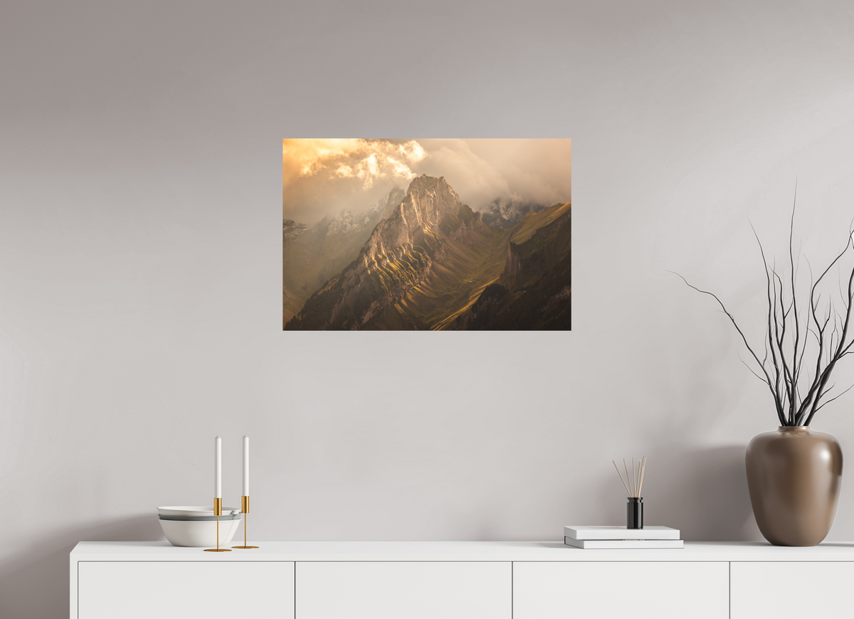 75 x 50 cm, Papierprint ohne Rahmen Mountain Light Through the Clouds, Hoher Kasten