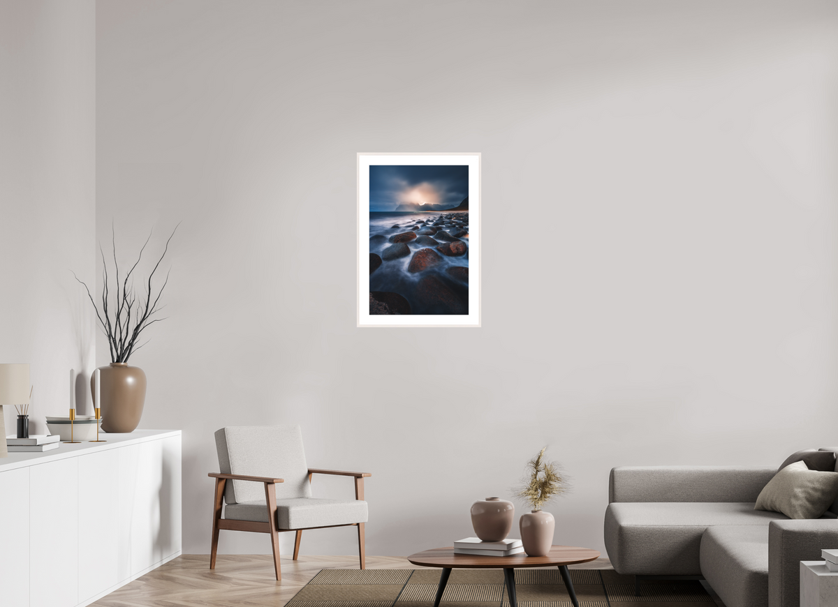 50 x 75 cm, Rahmen-Weiß Rocky Beach at Sunset, Lofoten