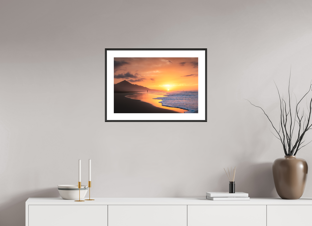 60 x 40 cm, Rahmen-Schwarz Sunset Angler at Cofete, Fuerteventura