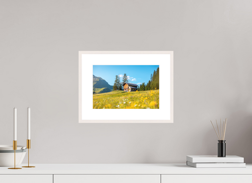 30 x 20 cm, Rahmen-Weiß Alpine Hut in the Flower Meadow, Lech