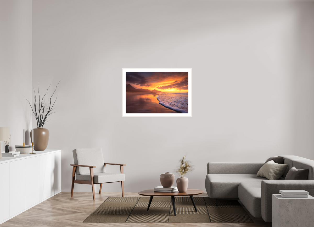 105 x 70 cm, Rahmen-Weiß Dramatic Sunset on the Beach
