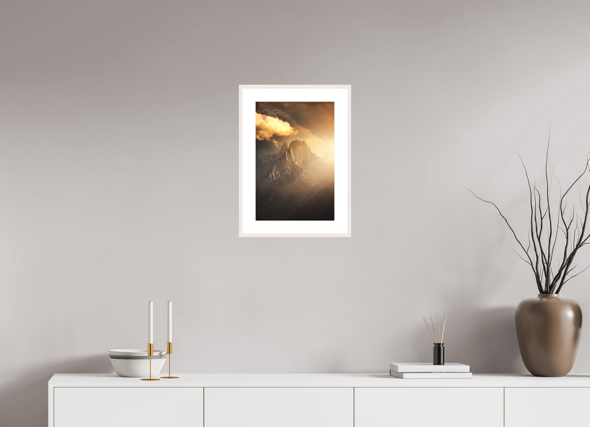 30 x 45 cm, Rahmen-Weiß Glowing Mountainscape, Hoher Kasten