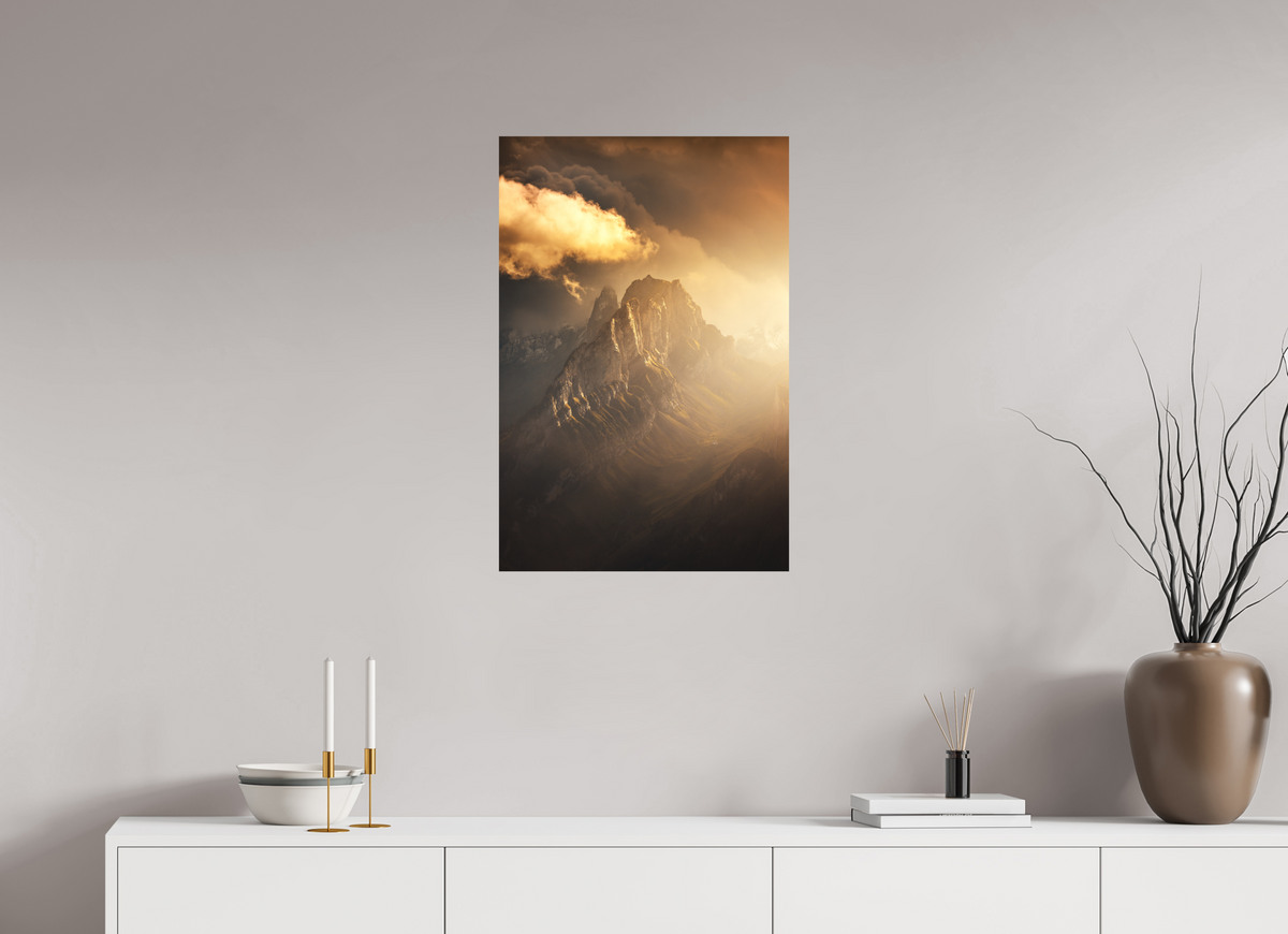 50 x 75 cm, Papierprint ohne Rahmen Glowing Mountainscape, Hoher Kasten
