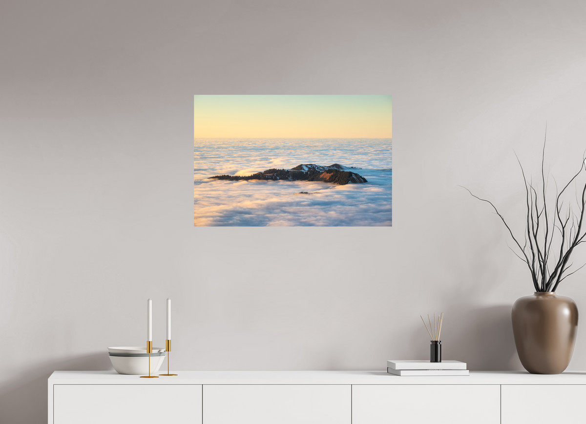 75 x 50 cm, Papierprint ohne Rahmen Island in the Sea of Fog, Hohe Matona