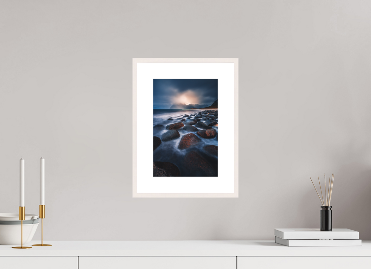 20 x 30 cm, Rahmen-Weiß Rocky Beach at Sunset, Lofoten