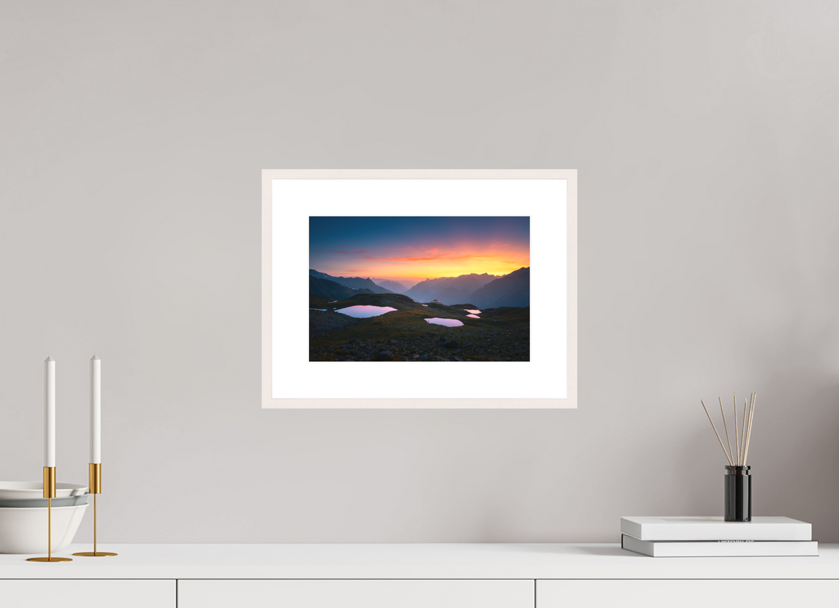 30 x 20 cm, Rahmen-Weiß Mountain Lakes at Sunset