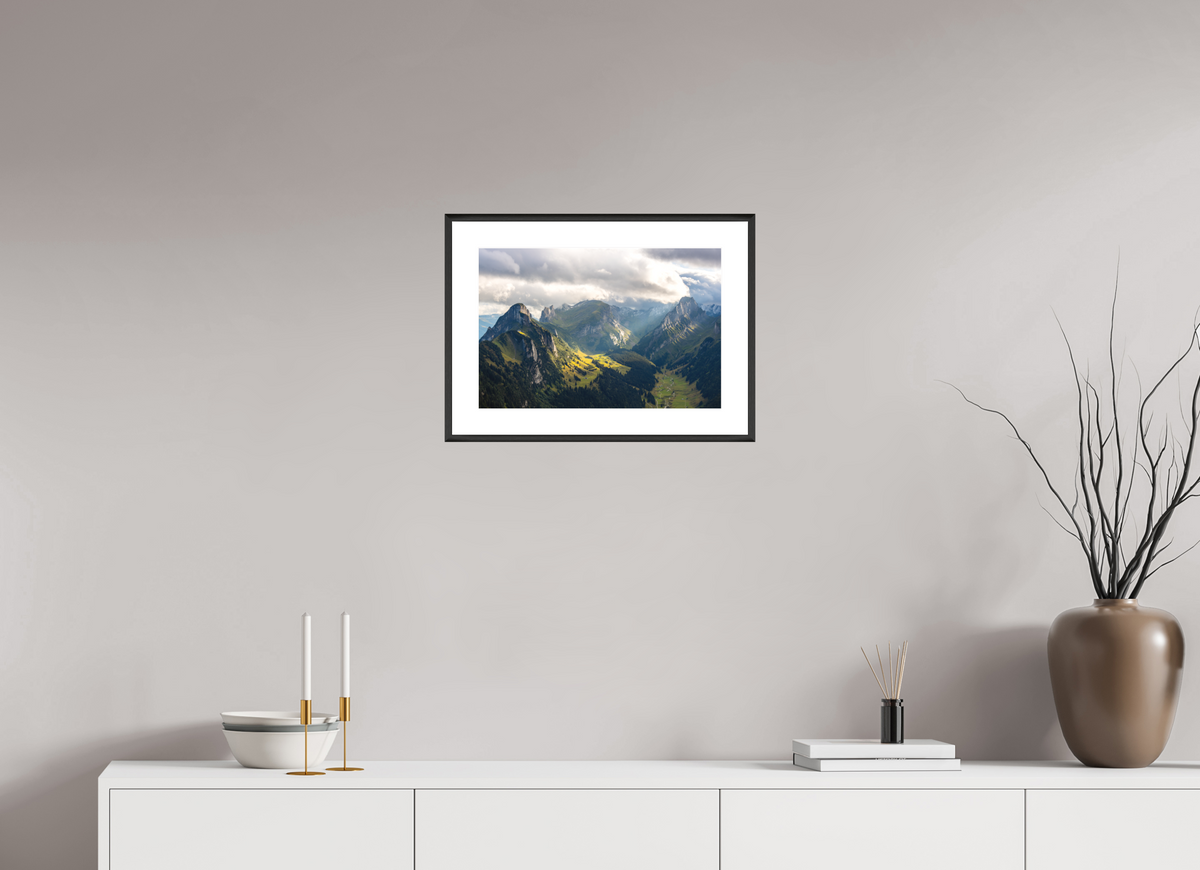 45 x 30 cm, Rahmen-Schwarz Valley in the Alpstein