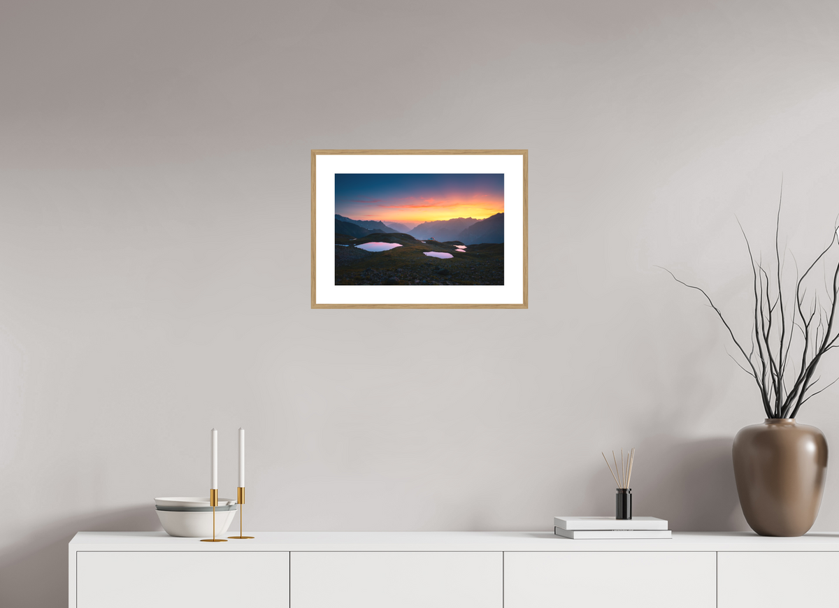 45 x 30 cm, Rahmen-Holzoptik Mountain Lakes at Sunset