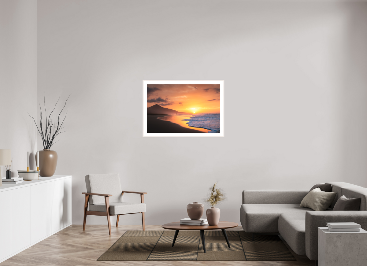 105 x 70 cm, Rahmen-Weiß Sunset Angler at Cofete, Fuerteventura