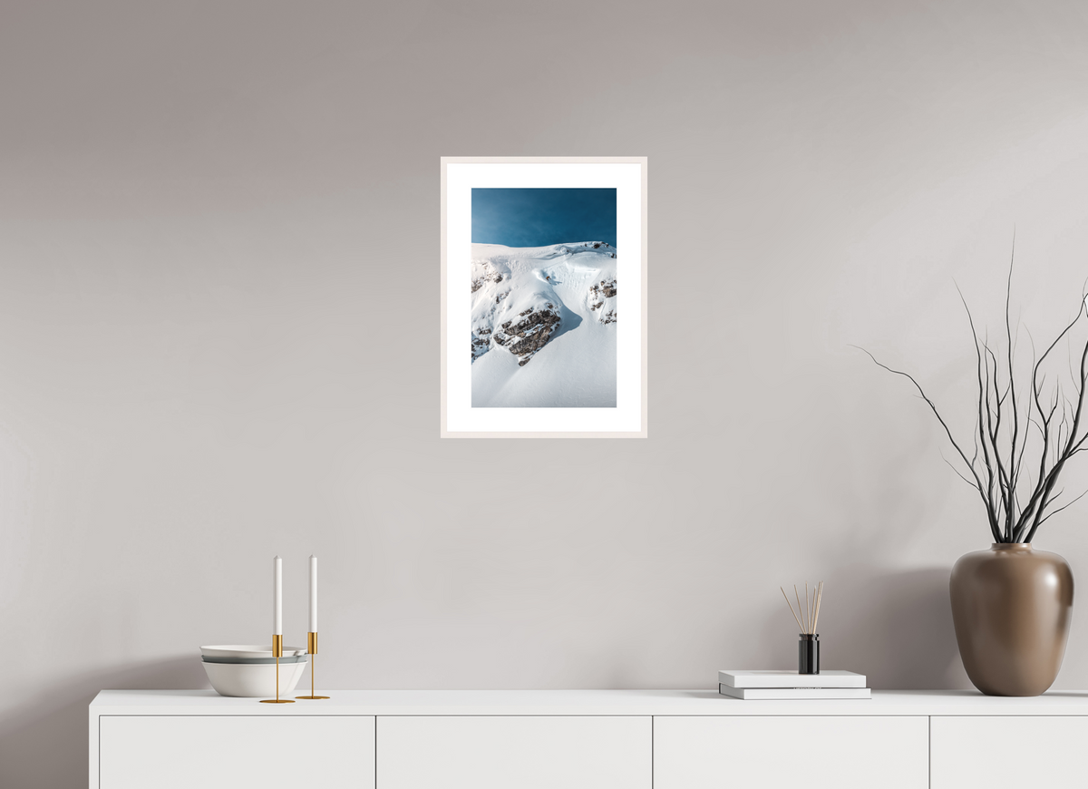 30 x 45 cm, Rahmen-Weiß Skier Dropping a Steep Line, Arlberg