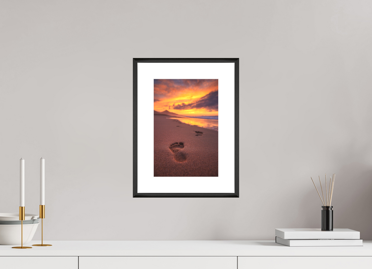 20 x 30 cm, Rahmen-Schwarz Footprints at Sunset, Cofete, Fuerteventura