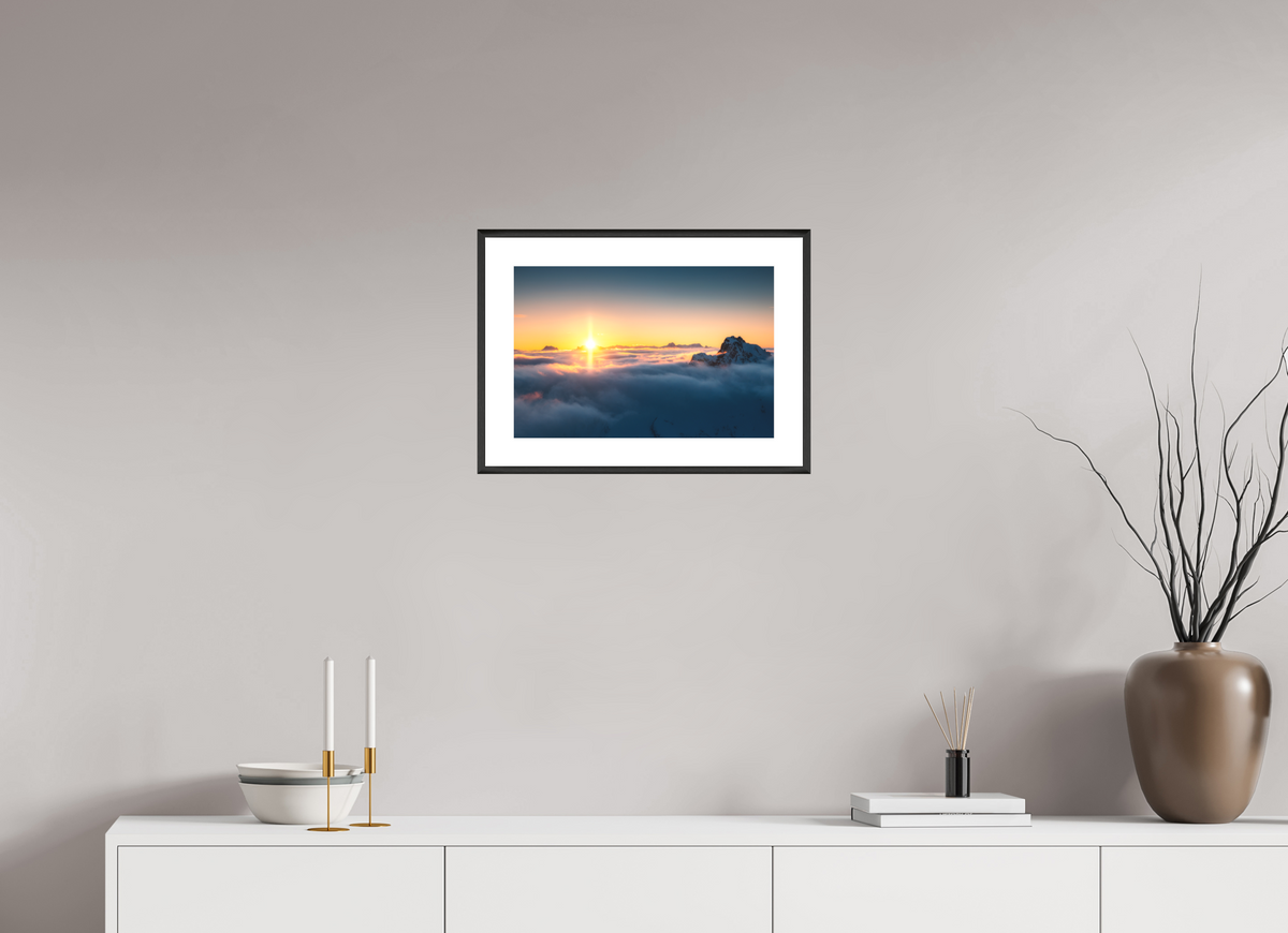 45 x 30 cm, Rahmen-Schwarz Golden Sunset Over the Clouds