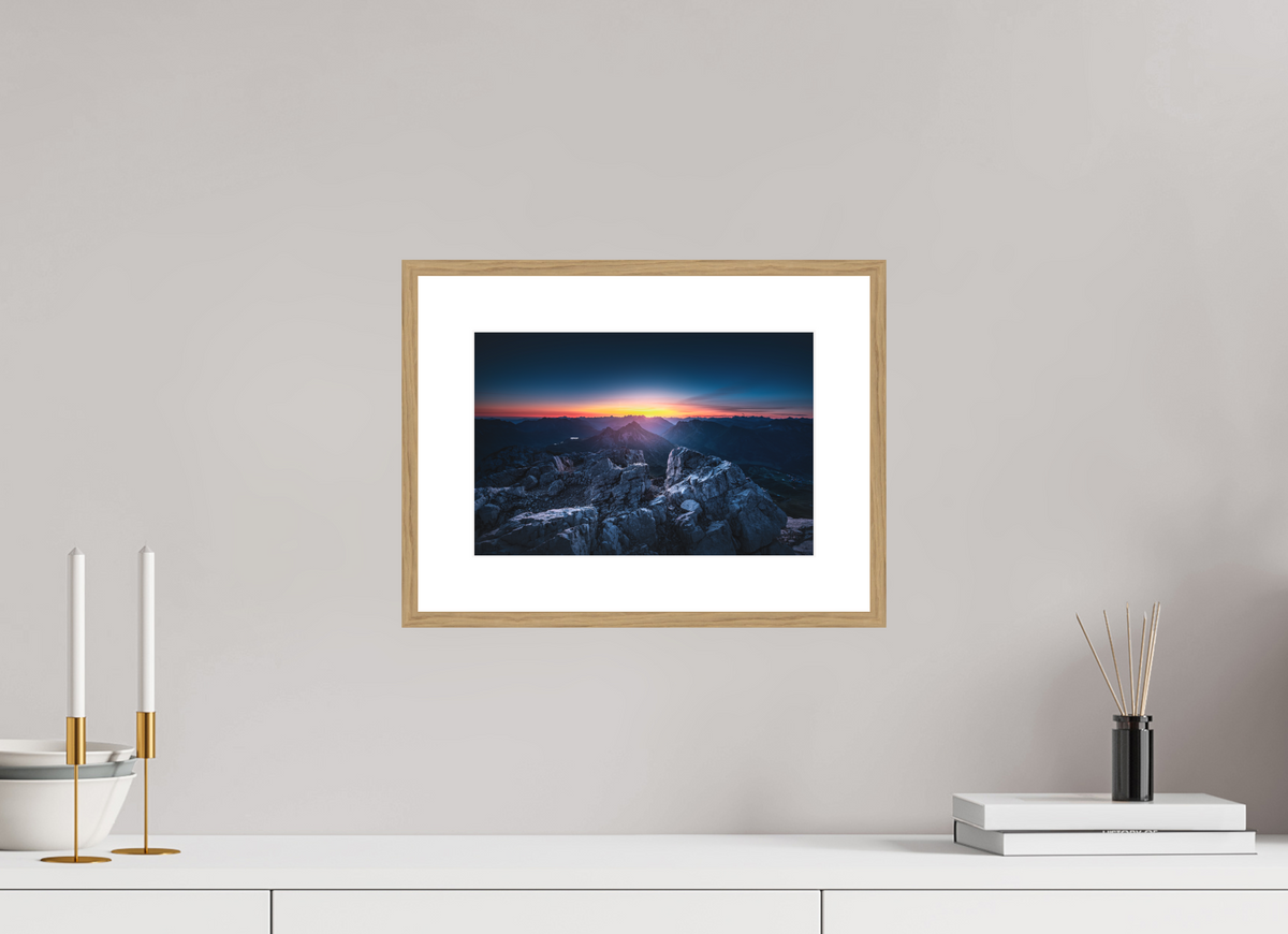 30 x 20 cm, Rahmen-Holzoptik Sunrise at the Mohnenfluh, Lech