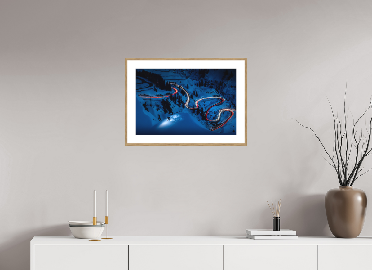 60 x 40 cm, Rahmen-Holzoptik Light Painted Skiing at Night