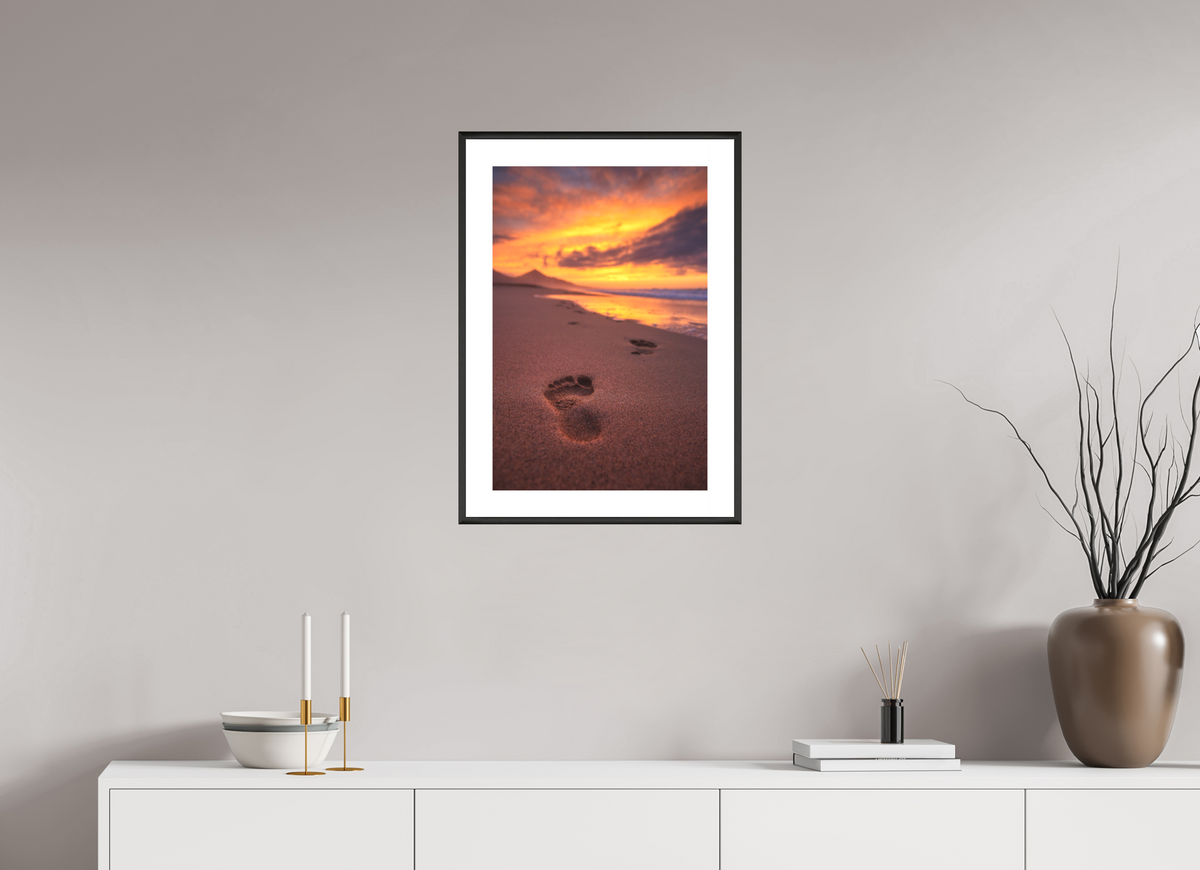 40 x 60 cm, Rahmen-Schwarz Footprints at Sunset, Cofete, Fuerteventura