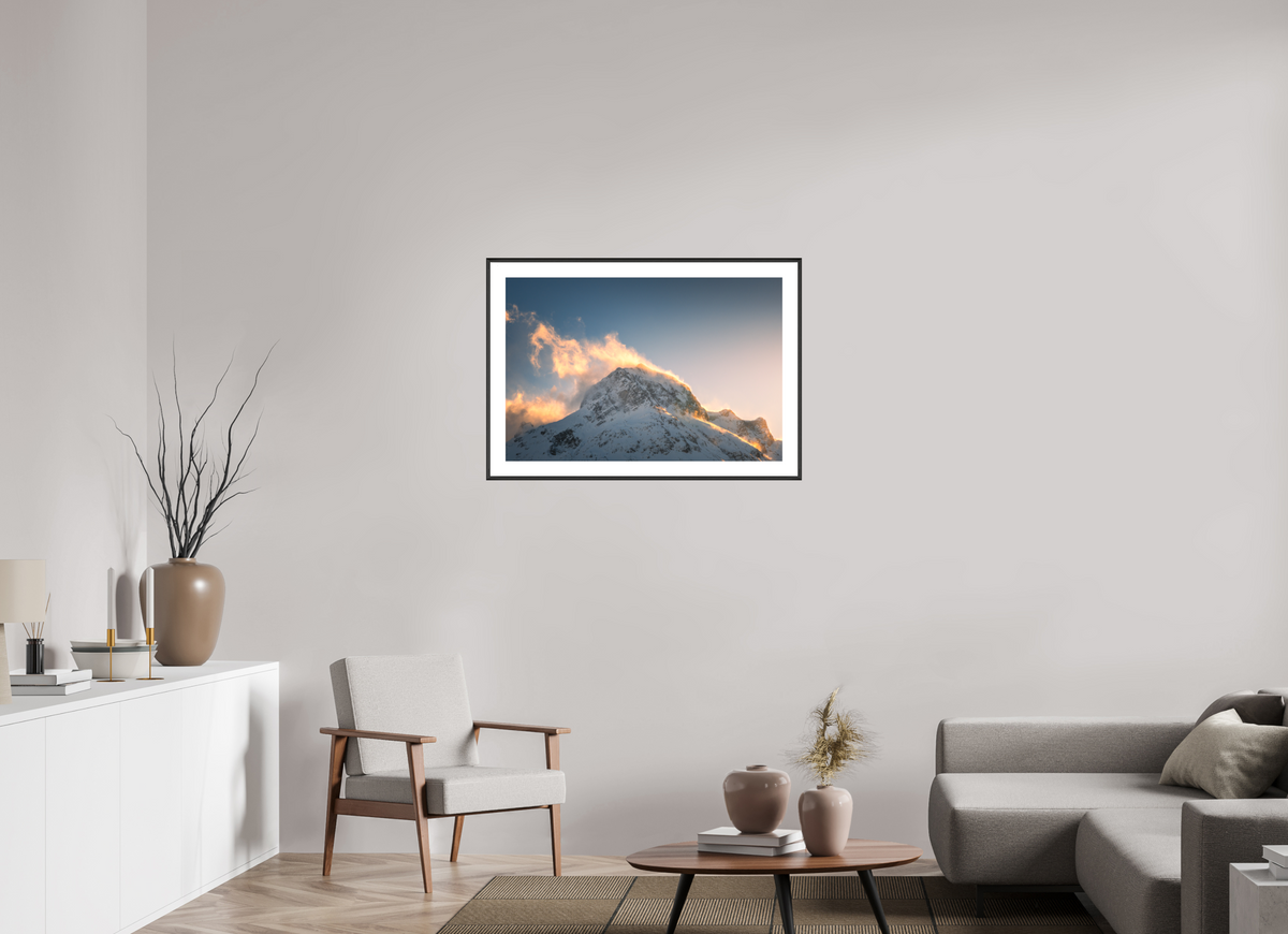 90 x 60 cm, Rahmen-Schwarz Golden Light on the Omeshorn, Lech