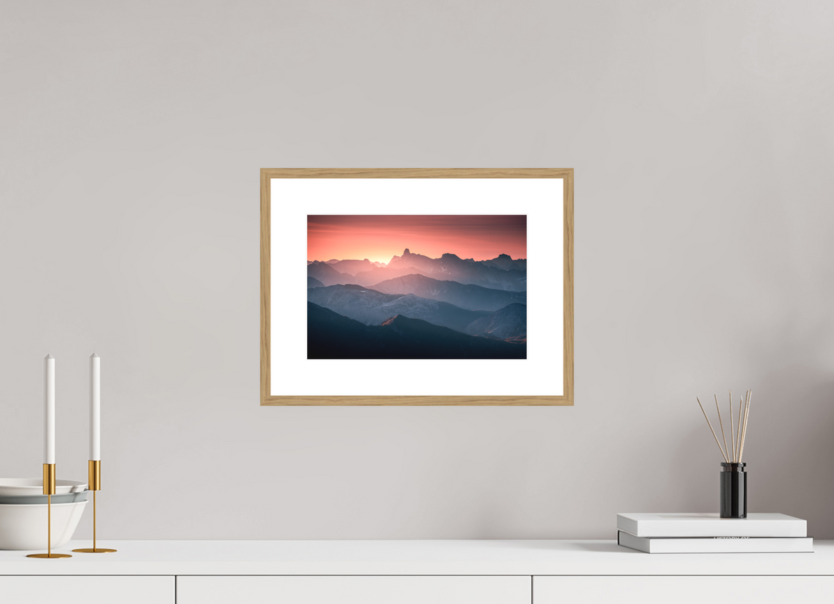 30 x 20 cm, Rahmen-Holzoptik Mountain Layers Below the Mohnenfluh, Lech