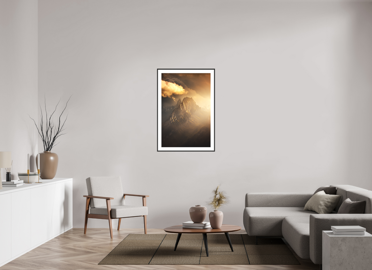 70 x 105 cm, Rahmen-Schwarz Glowing Mountainscape, Hoher Kasten