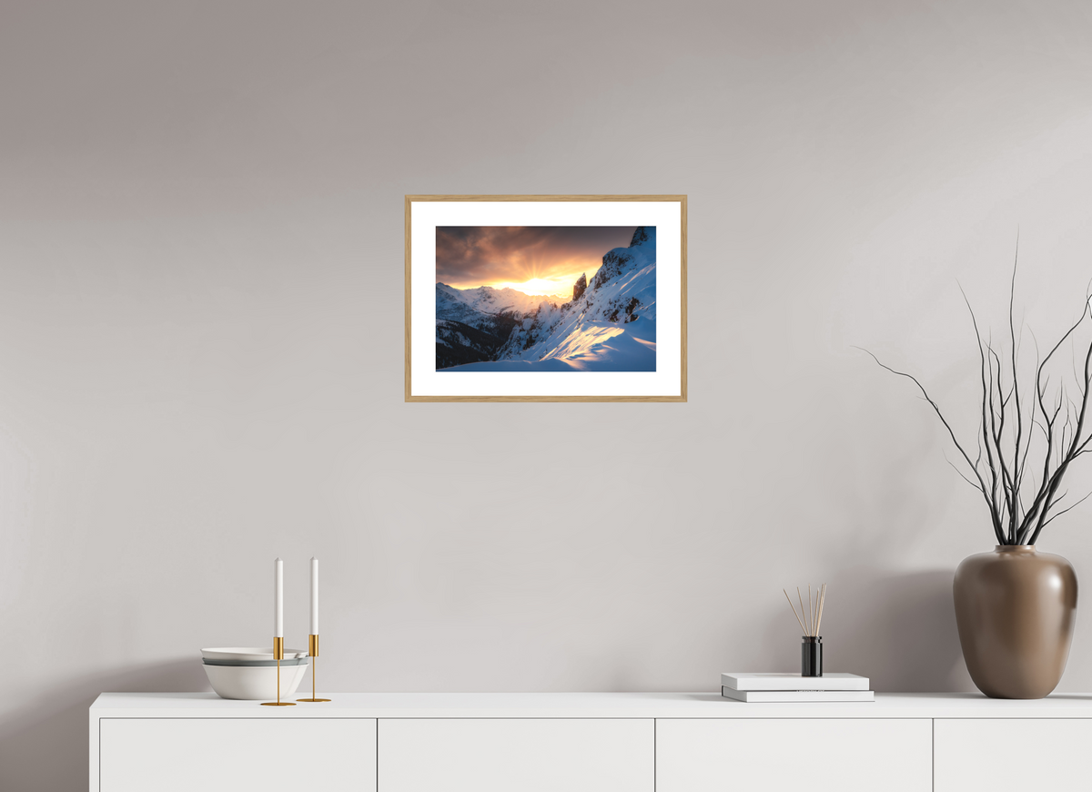 45 x 30 cm, Rahmen-Holzoptik Black Tower at Sunset, Zürs