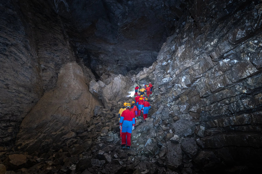 Community adventure, cave tour through the Schneckenloch in the Bregenzerwald, Vorarlberg