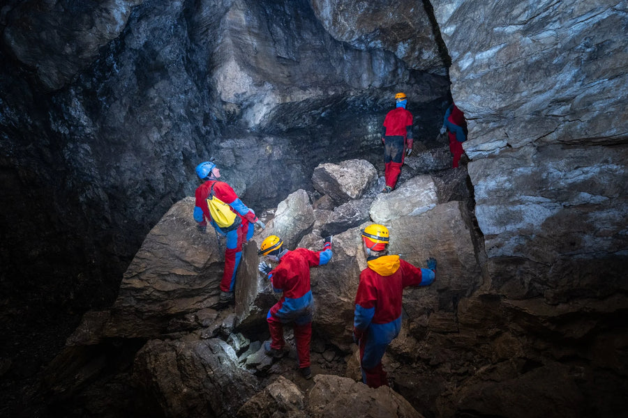 Community adventure, cave tour through the Schneckenloch in the Bregenzerwald, Vorarlberg