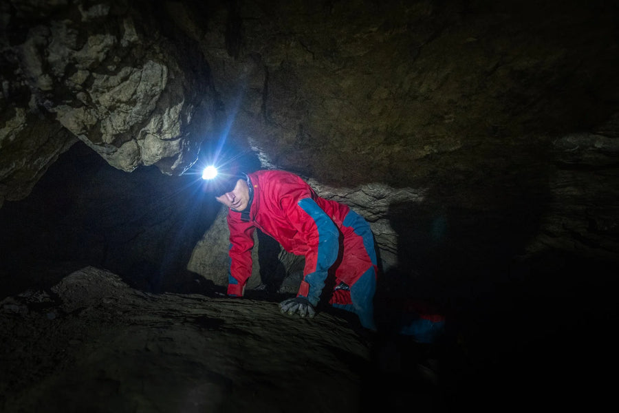 Community adventure, cave tour through the Schneckenloch in the Bregenzerwald, Vorarlberg