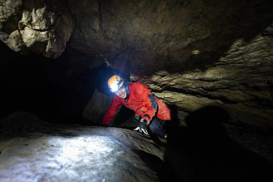 Community adventure, cave tour through the Schneckenloch in the Bregenzerwald, Vorarlberg