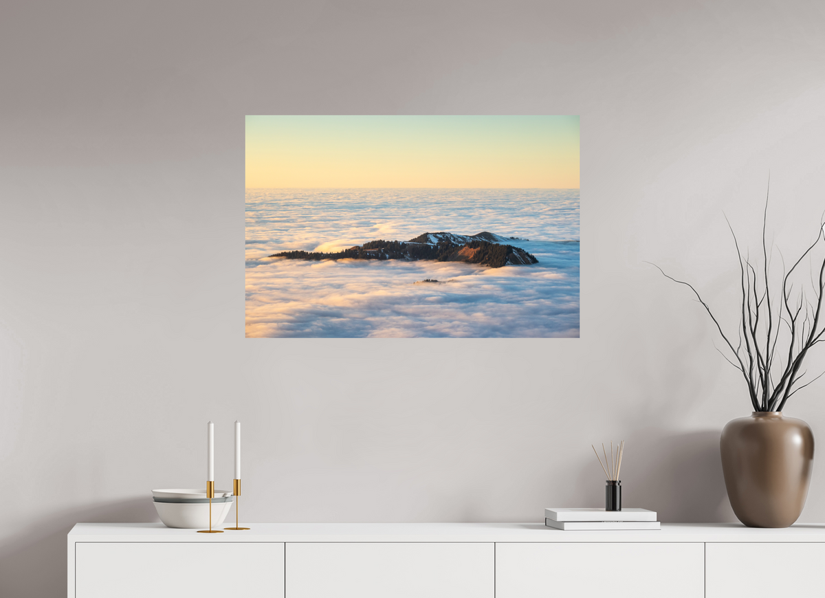 90 x 60 cm, Papierprint ohne Rahmen Island in the Sea of Fog, Hohe Matona