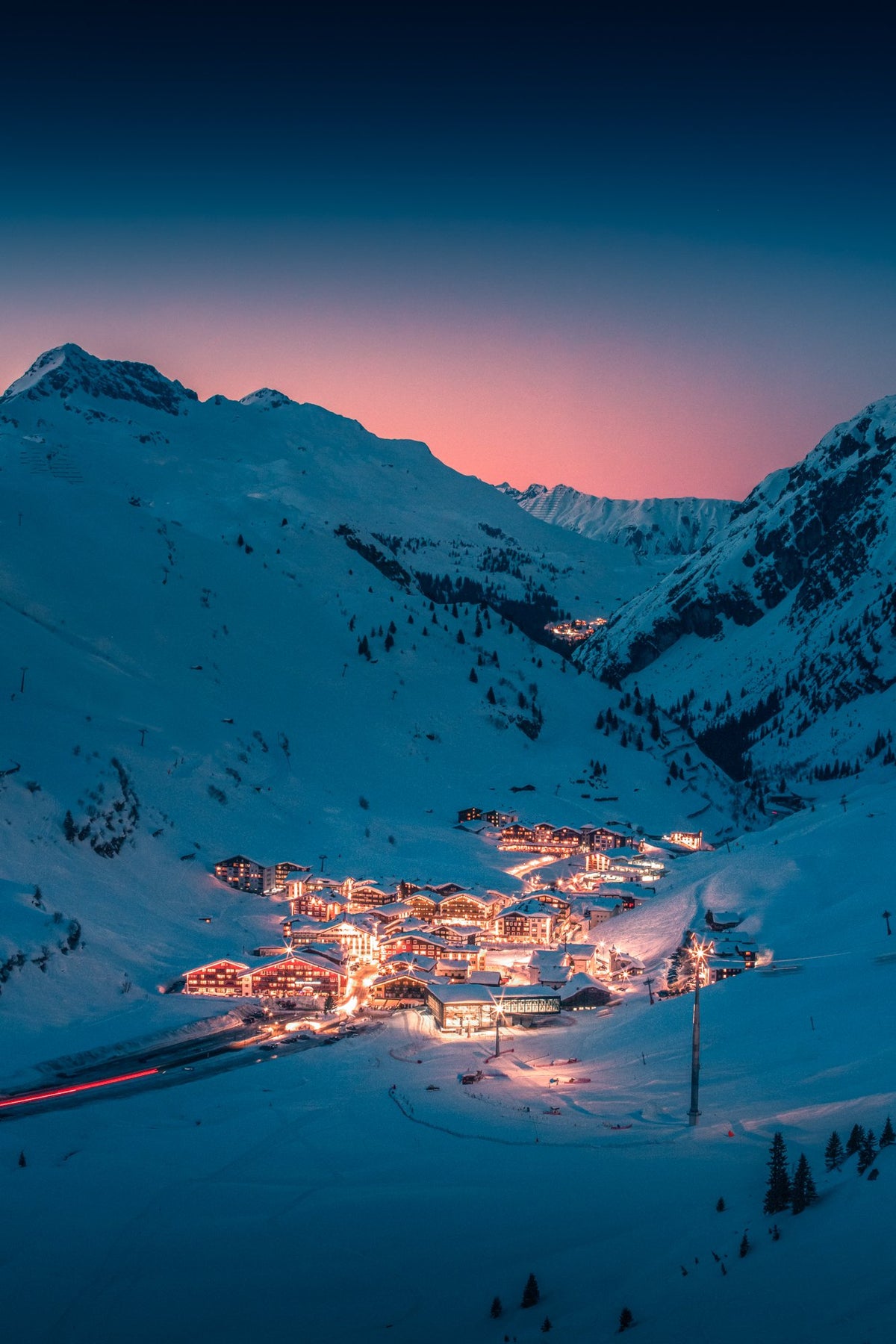 Photo Afterhour Lights in Zürs, Arlberg