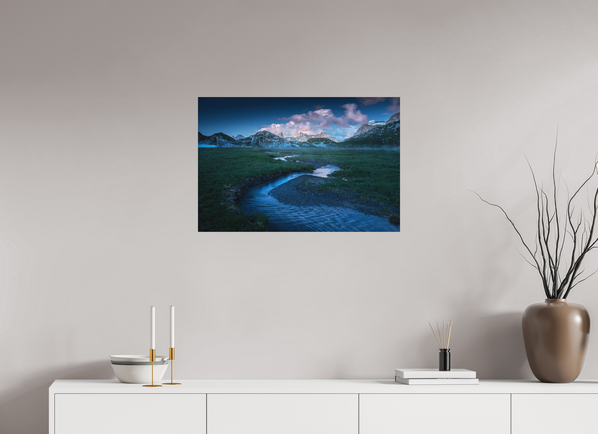 75 x 50 cm, Papierprint ohne Rahmen Madloch River Bend at Blue Hour, Lech