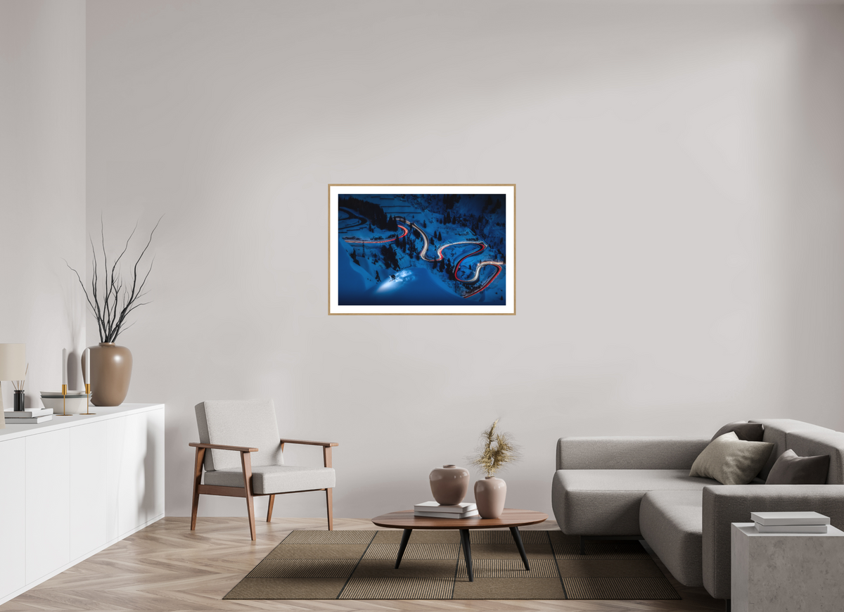 105 x 70 cm, Rahmen-Holzoptik Light Painted Skiing at Night