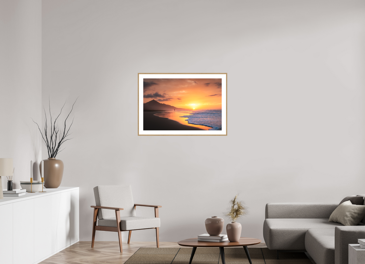 90 x 60 cm, Rahmen-Holzoptik Sunset Angler at Cofete, Fuerteventura