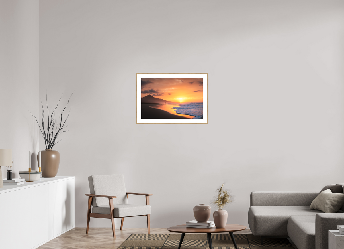 75 x 50 cm, Rahmen-Holzoptik Sunset Angler at Cofete, Fuerteventura
