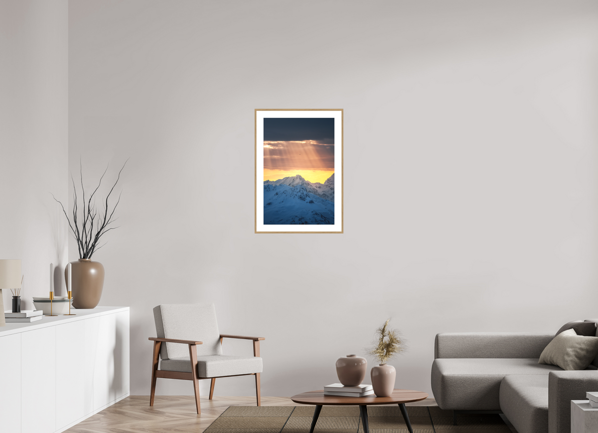 50 x 75 cm, Rahmen-Holzoptik Light Rays Over the Peaks, Zürs