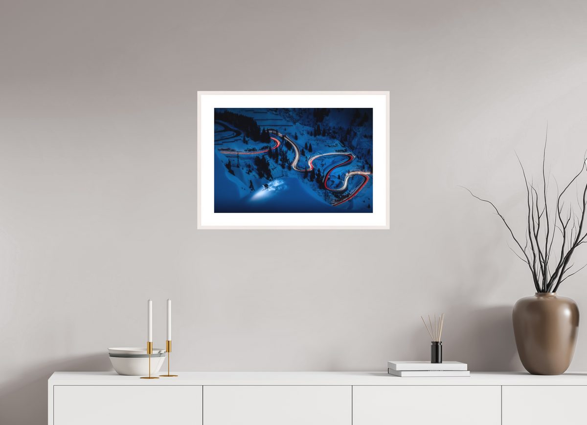 60 x 40 cm, Rahmen-Weiß Light Painted Skiing at Night