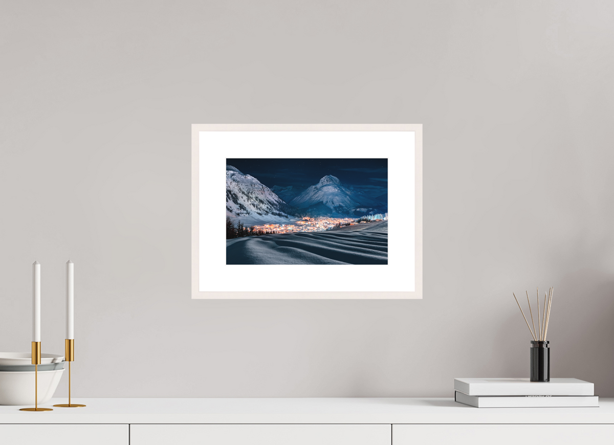 30 x 20 cm, Rahmen-Weiß Lech am Arlberg at Night