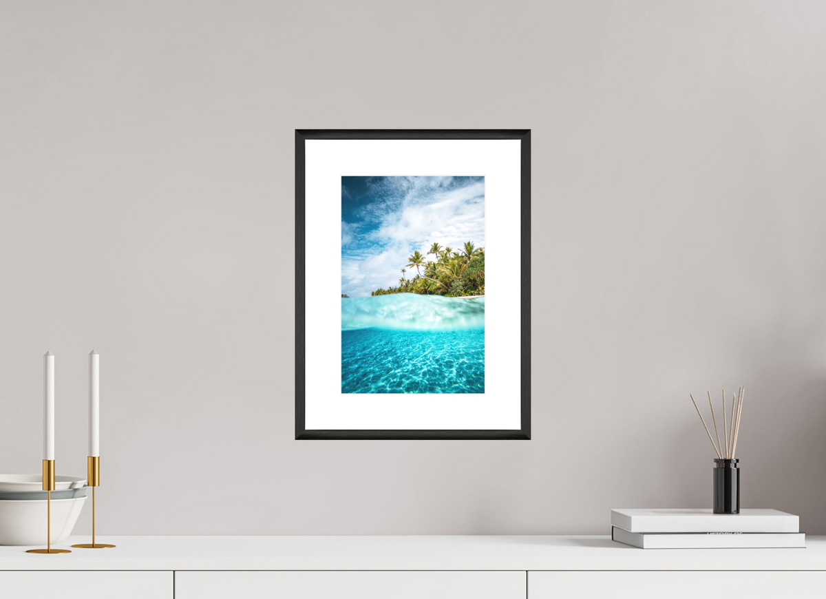 20 x 30 cm, Rahmen-Schwarz Above and Below the Waterline, Aitutaki