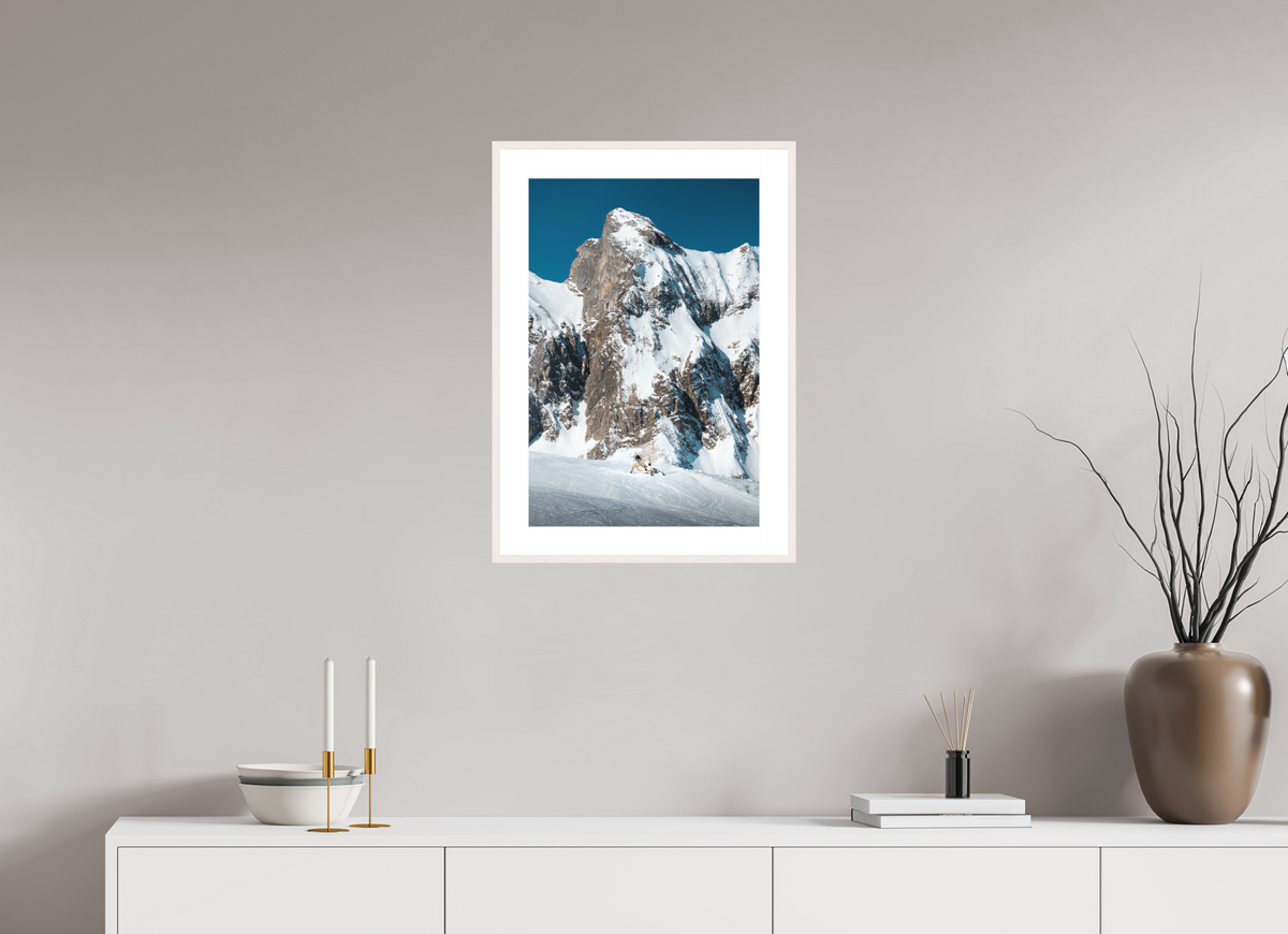 40 x 60 cm, Rahmen-Weiß Snowy Rock Face in Winter