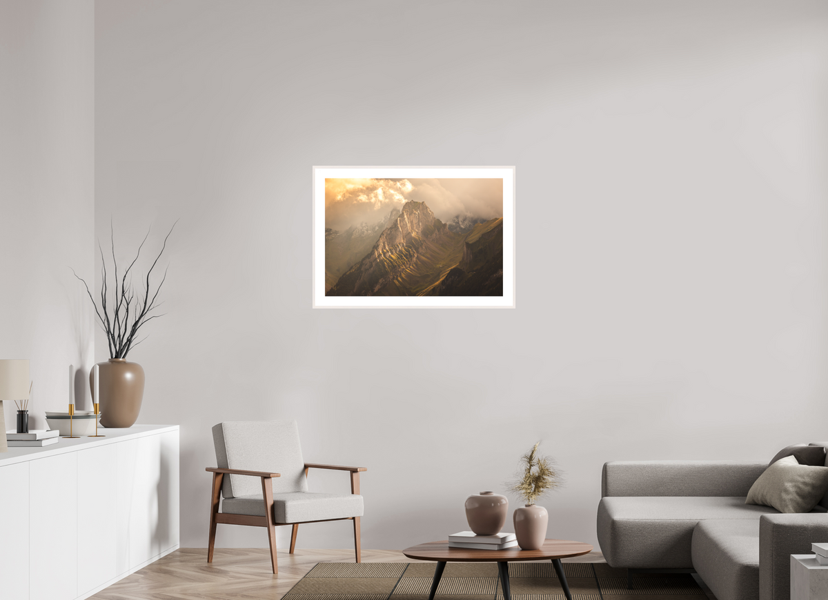 90 x 60 cm, Rahmen-Weiß Mountain Light Through the Clouds, Hoher Kasten