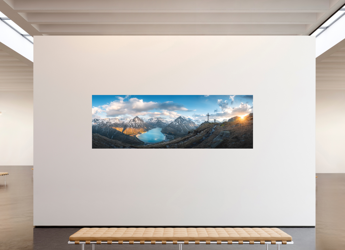 300 x 100 cm, Papierprint ohne Rahmen Silvretta Reservoir Golden Sunset, Alps