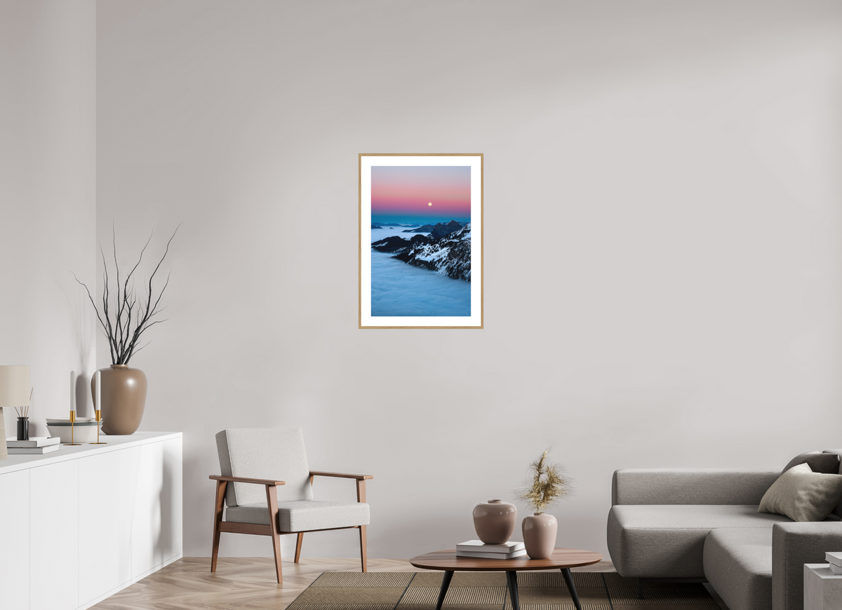 50 x 75 cm, Rahmen-Holzoptik Moonrise Over the Sea of Fog, Hohe Matona