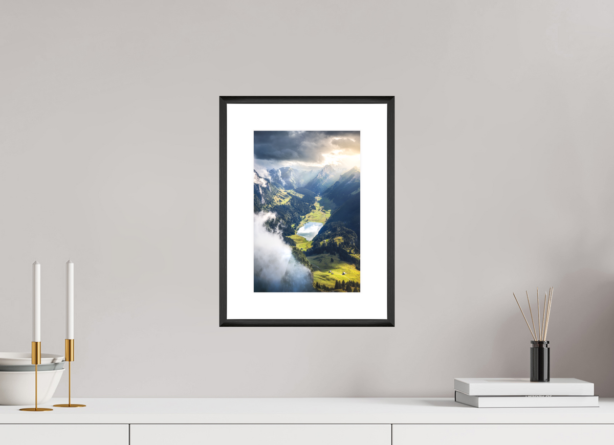 20 x 30 cm, Rahmen-Schwarz Alpine Valley and Lake, Hoher Kasten