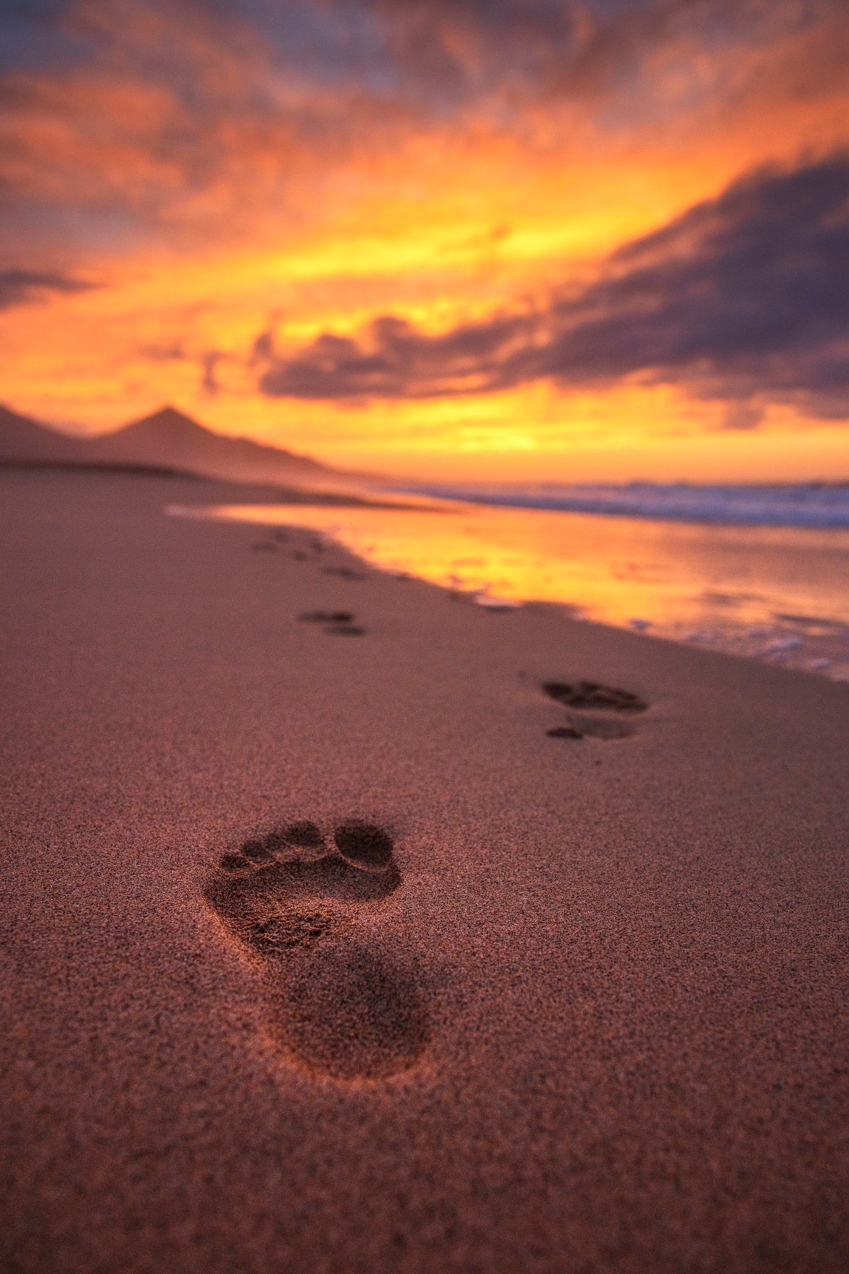 Photo Footprints at Sunset, Cofete, Fuerteventura